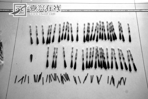 杀狗用的氰化物毒针 偷狗贼误中自身死亡