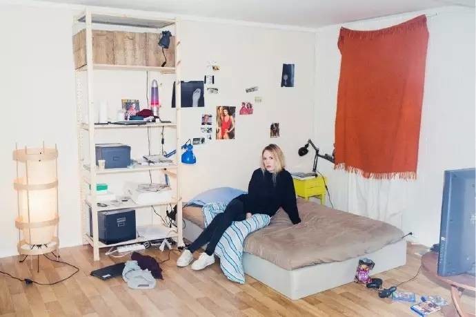 julie andem,skam的创