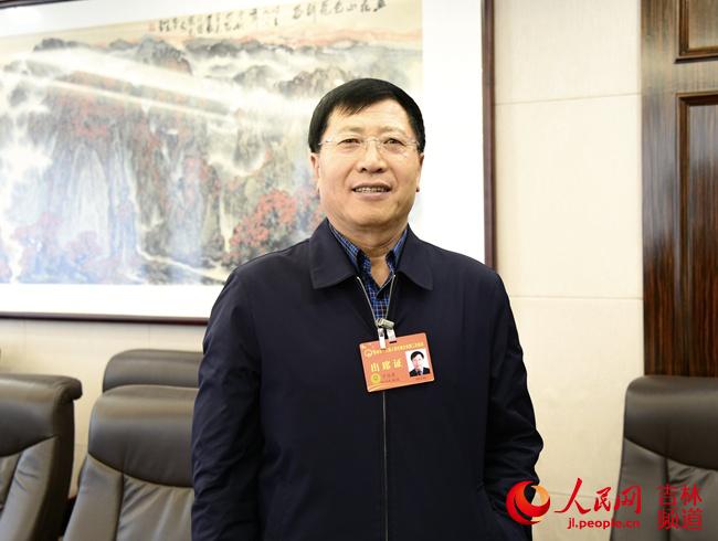 吉林省人大代表宁凤莲:把支持民营企业发展的
