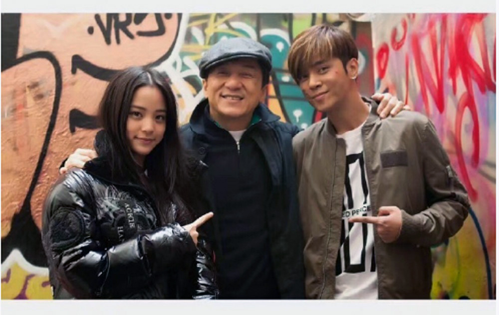 欧阳娜娜加盟成龙新作《机器之血》