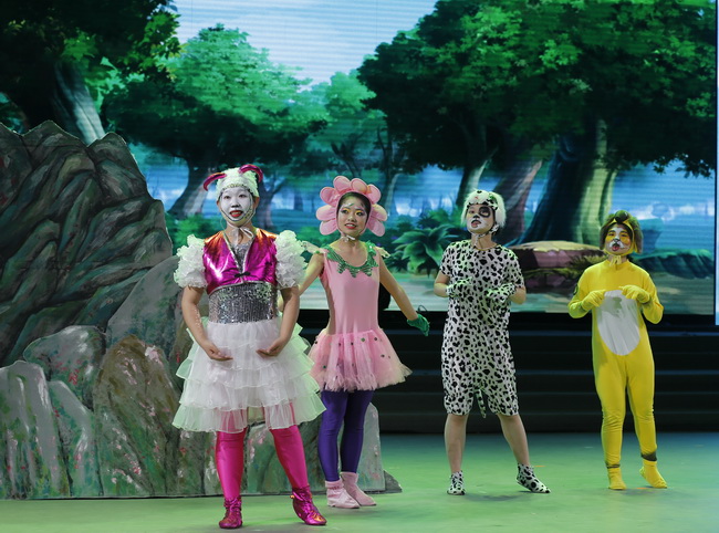 北京丰台职校师生打造原创校园音乐剧