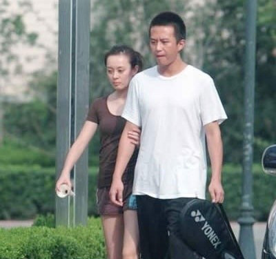 孙俪夫妇素颜逛街如路人 明星海量私照平淡无奇