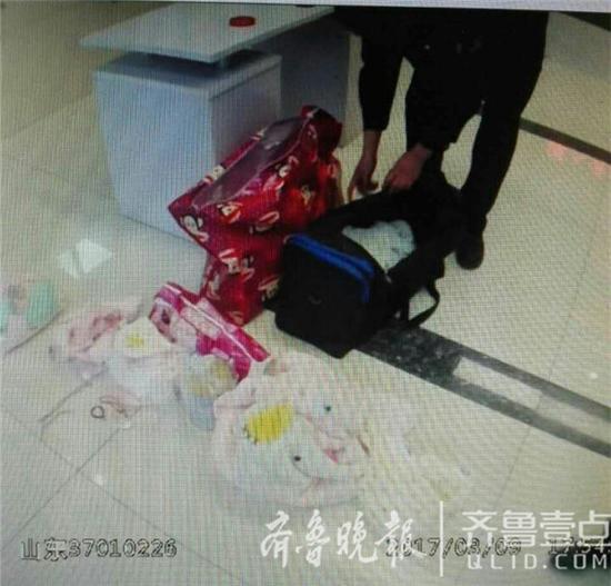 济南一小区现3个月大遭遗弃女婴!肺炎高烧已脱离危险