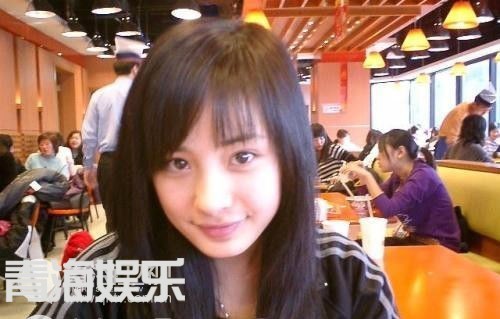 既,又大腕的明星全揭秘哦!他们的生活照和幕后照大家好奇吗!,养眼的!知道都有谁?杨幂,刘诗诗、赵薇、张柏芝,范冰冰、谢娜、孙俪、邓超、林心如,陈意涵,陆毅,李小冉,古天乐,汪涵,陈冠希,何润东,刘若英等等,不看会后悔啊!