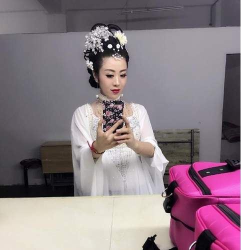 离婚前妻至今单身带着女儿生活,一直未再结婚,好想找她复婚有办法吗?